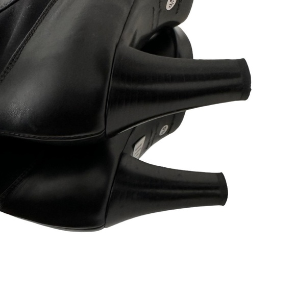 Aquatalia Black Leather Ankle Booties - Picture 9 of 10